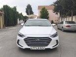 Hyundai Elantra-1
