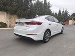 Hyundai Elantra-6