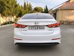 Hyundai Elantra-2