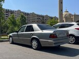Mercedes 300 E-7