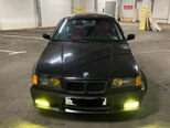 BMW 320-1
