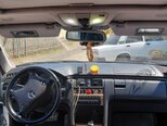 Mercedes E 270-4