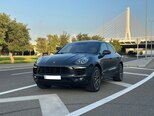 Porsche Macan-3