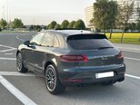 Porsche Macan-5