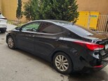 Hyundai Elantra-4