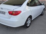 Hyundai Elantra-4