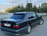 Mercedes 220 E-3
