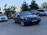 Mercedes E 240-2