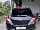 Nissan Tiida-4
