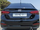 Hyundai Accent-2