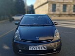 Toyota Prius-8