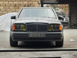 Mercedes E 280-10