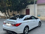 Hyundai Sonata-4