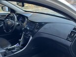Hyundai Sonata-9