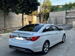 Hyundai Sonata-6