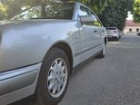 Mercedes E 240-3
