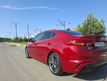 Hyundai Elantra-7