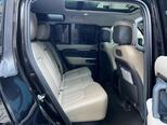 Land Rover Defender-10