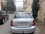 Hyundai Accent-8