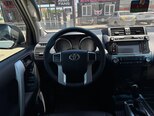 Toyota Land Cruiser Prado-16