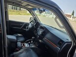 Mitsubishi Pajero-11