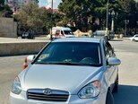 Hyundai Accent-2