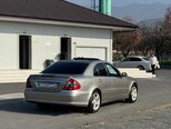 Mercedes E 220-3
