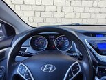 Hyundai Elantra-4