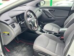 Hyundai Elantra-9