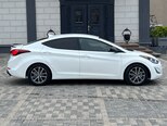 Hyundai Elantra-8