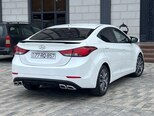 Hyundai Elantra-6