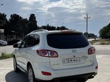 Hyundai Santa Fe-10