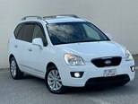 Kia Carens-2