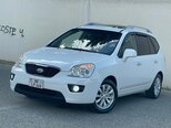 Kia Carens-3