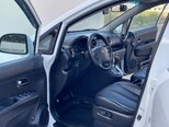 Kia Carens-15
