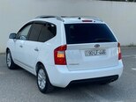 Kia Carens-11