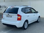 Kia Carens-12