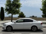 Volkswagen Passat-4
