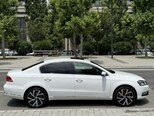 Volkswagen Passat-5