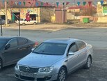 Volkswagen Passat-4