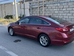 Hyundai Sonata-5