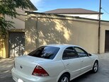 Nissan Sunny-5