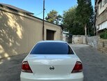 Nissan Sunny-4