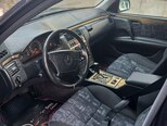 Mercedes E 280 4MATIC-5