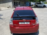Toyota Prius-5