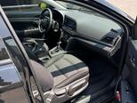 Hyundai Elantra-11