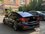 Hyundai Elantra-7