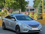 Hyundai Sonata-2