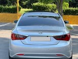Hyundai Sonata-18