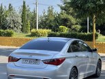 Hyundai Sonata-5